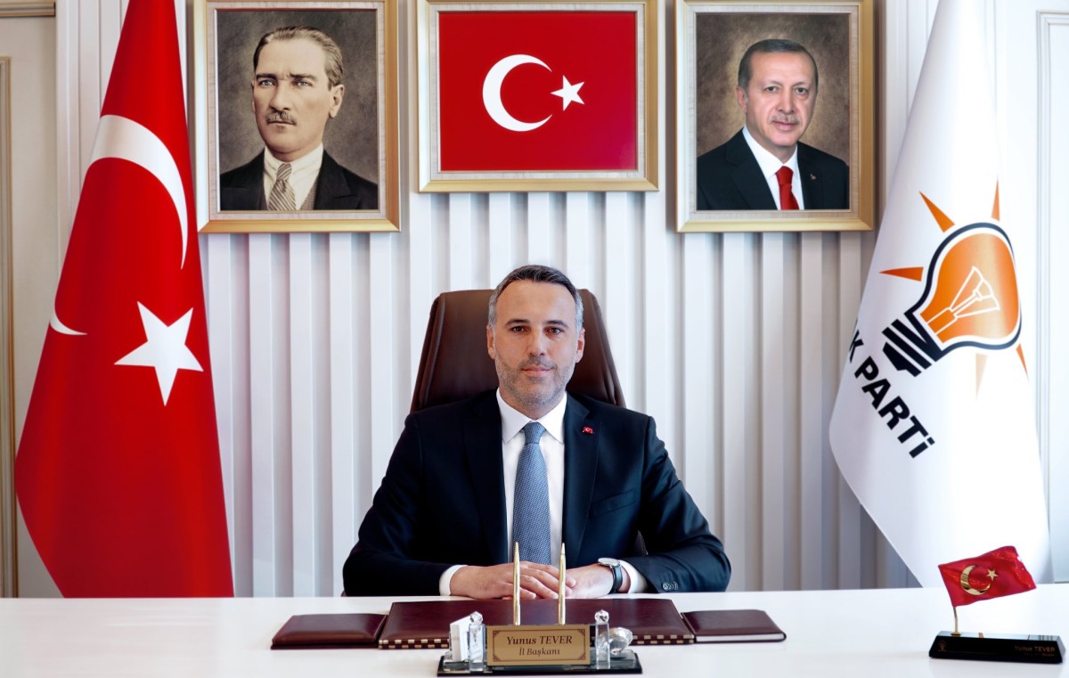Tever’den CHP’ye Sert Tepki: “Yolsuzlukların Üstünü Örtmek İçin Hadsizlikte Sınır Tanımıyorlar”