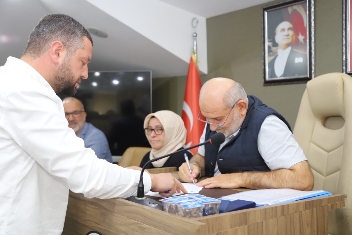 ZEKİ CÖMERT PARKI KAFETERYA İHALESİ TAMAMLANDI